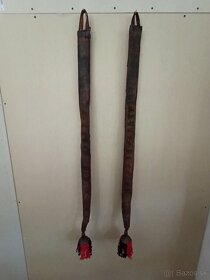 Staré rolničky na kožených pásoch so strapcami - 4