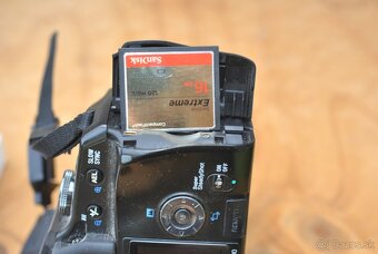 SONY a100 plus sony 18-55, prísl. - 4