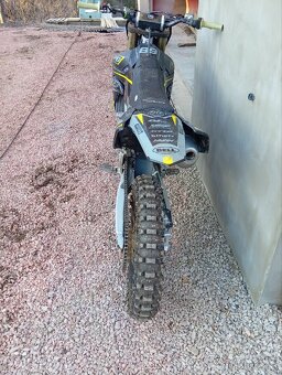 Yamaha yzf 250 - 4
