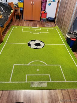 Futbalový koberec 2m x 2,80 - 4