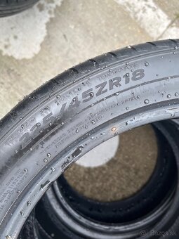 225/45R18 letne - 4