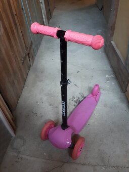 Dievčenská kolobežka RICOKIDS- SCOTER so svietiacimi kolesam - 4