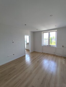 2 izbový byt na predaj SNV - 4