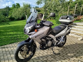 Suzuki V strom DL 1000 - 4