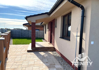 Na predaj 4- izbová novostavba rodinného domu v obci Dvory n - 4