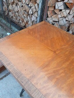 Predám stolík vyrobený zo šijacieho stroja - 4