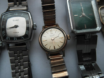 Náramkové hodinky dámske 6ks - 4