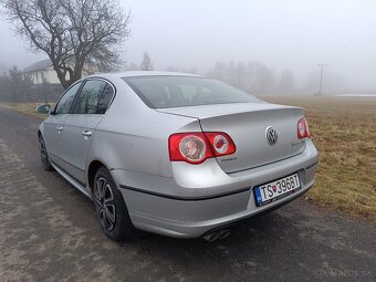 VOLKSWAGEN PASSAT B6 - 4