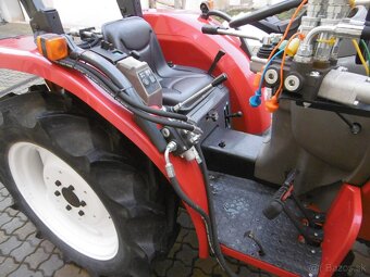 Malotraktor YANMAR RS24D s čelním nakladačem - 4