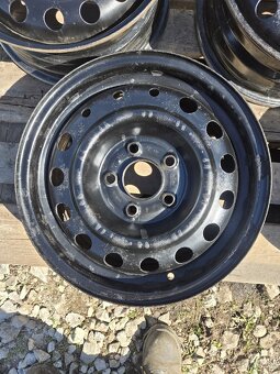 Original plechove disky KIA R15 - 4