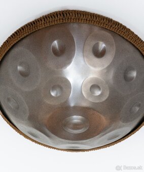 Handpan bubon v D-mol tónine s 12 tónmi - 4