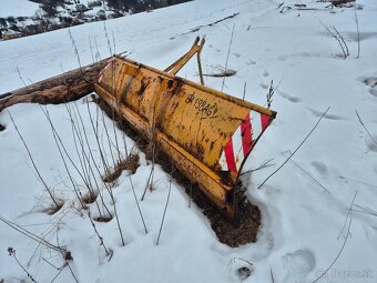 Zadny pluh/radlica na sneh - 4