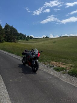 QJMOTOR SRK 125R - 4