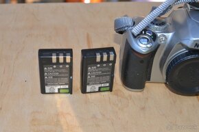 Nikon D40+Nabíjačka, 3 batérie, SD karta - 4