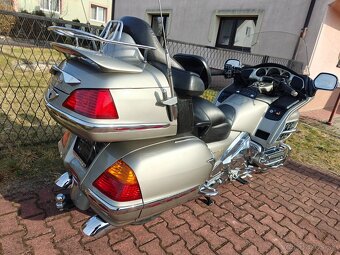 Honda GL 1800 Goldwing - 4