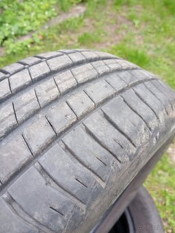 Predám letné pneumatiky BF GOODRICH Advantage 185/65R15 - 4