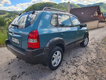 Hyundai TUCSON 2.0 benzín 4x4 165 000km - 4
