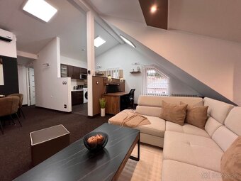 Elegantný byt v centre Ružomberka na PRENÁJOM – váš nový dom - 4