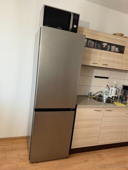 Predám veľkú chladničku s mrazničkou značky Gorenje - 4