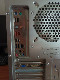 PC i7 - skladačka - 4