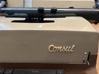 Pisaci stroj Consul, model 1504 - 4
