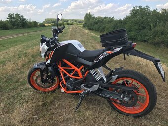 KTM Duke 390 - 4
