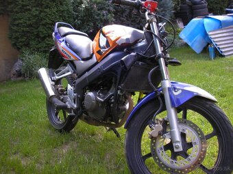 Honda CBR 125 na ND - 4