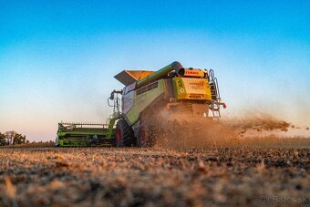 CLAAS Lexion 760 + Convio Flex 930 - 4