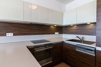 Babony TRE I na predaj 2i byt v komplexe Tri Veže na Bajkals - 4