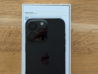 Predam iPhone 15 Pro Max 512GB Cierny - 4