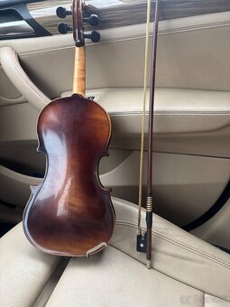 Predam husle  1/4  detske komplet ustrojene + slák - 4