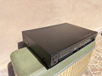 Predam CD player ETA CD482 - 4