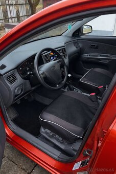 KIA Rio 1.4 benzín - 4
