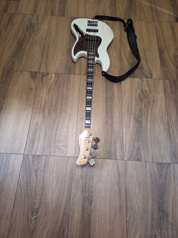 El.bass gitara Sire - 4