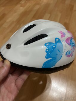 Kolobezka SPARTAN SPORT+ prilba LONGIS BUTTERFLY- TOP - 4