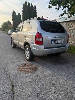 Predám Hyundai Tucson crdi 4x4 - 4