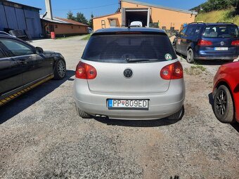 Golf 5 - 4