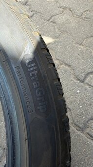 ❄️2ks zimné 235/40 r19 - 4