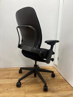 Steelcase Leap V2 (Showroommodel) - 4