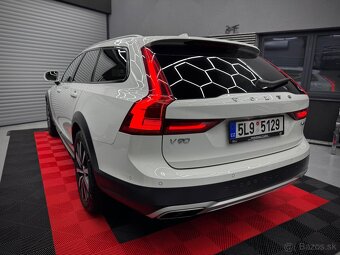 Volvo V90 Cross Country T6 AWD PRO - 4