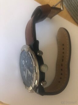 FOSSIL - 4