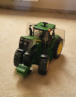 Bruder traktor John Deere 7930 - 4