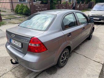 Chevrolet AVEO - 4