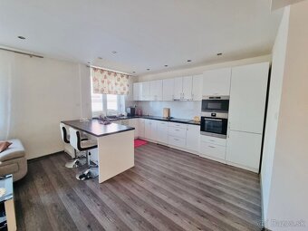 Veľký 2 izbový tehlový byt širšie centrum - 4