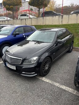Predám Mercedes-Benz C 220d w204 facelift - 4