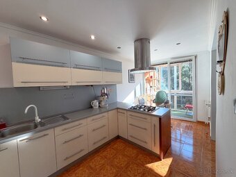 Príjemný 3-izbový byt so zimnou záhradou - 4