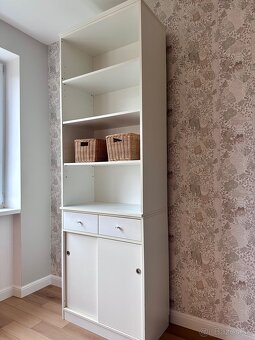 Biela policová skriňa na mieru – 240×80×41 cm - 4