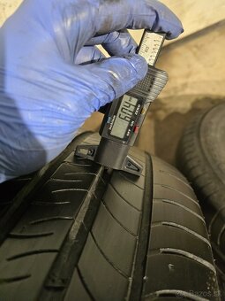 Letné Pneu Michelin EnergySaver 215/60 R16 - 4