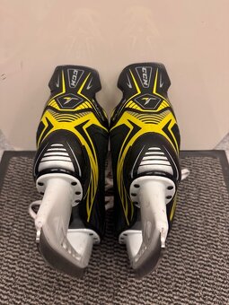 BRUSLE CCM TACKS 1792, vel. 9 /44 - 4