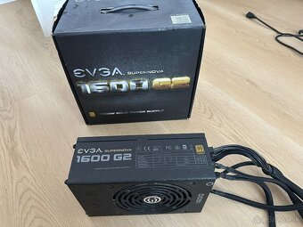 EVGA SuperNOVA 1600 G2 1600W, 80 Plus gold - 4